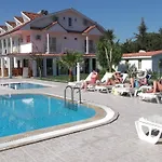 Yavuz Hotel