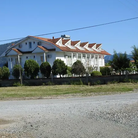 Yavuz Hotel 3*